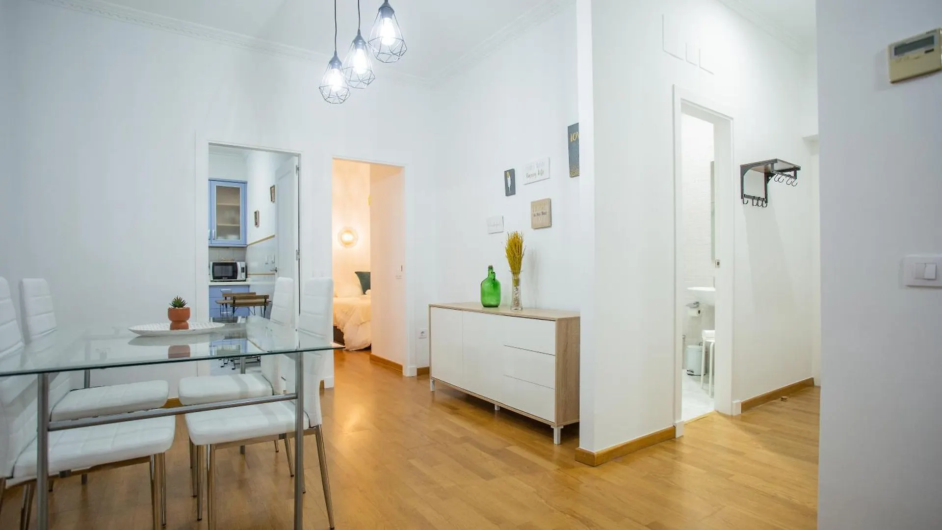 Wish Suite Conde De Sevilla Apartment